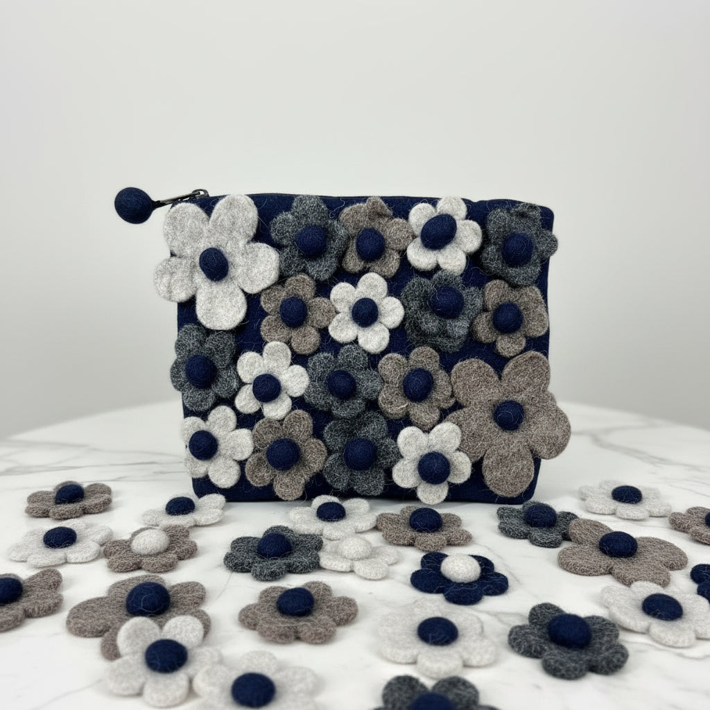 POUCH