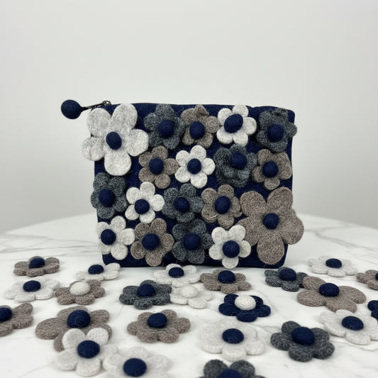 POUCH