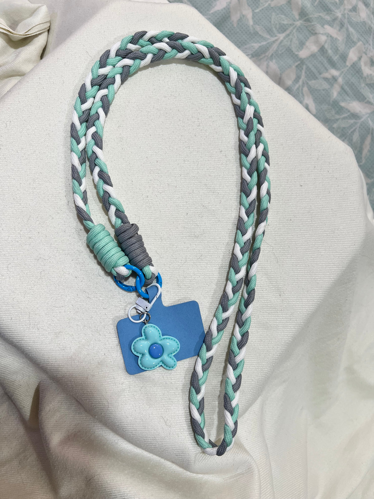 LONG MOBILE STRAP