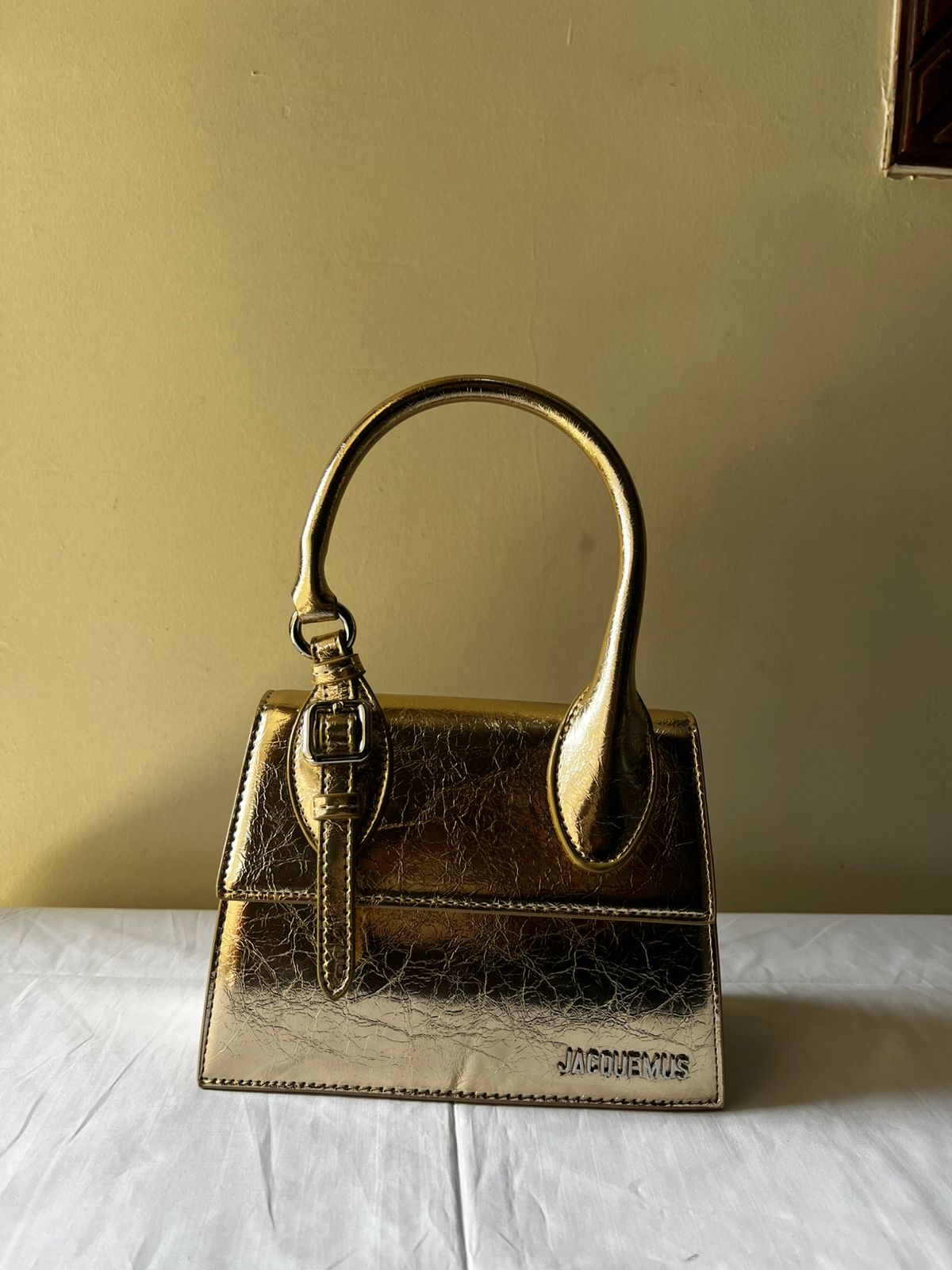 JAQUEMUS BAG MEDIUM SIZE
