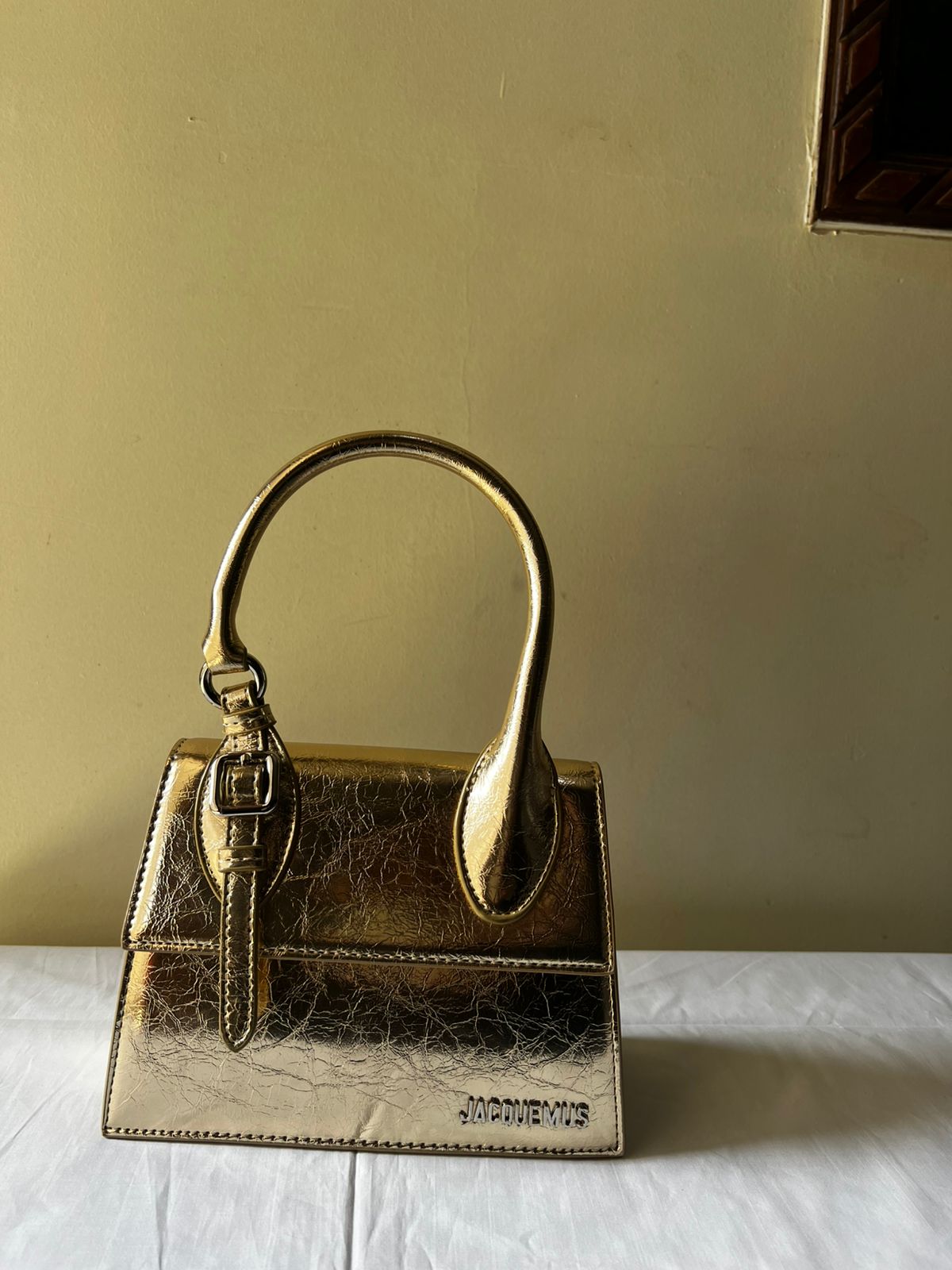 JAQUEMUS BAG MEDIUM SIZE