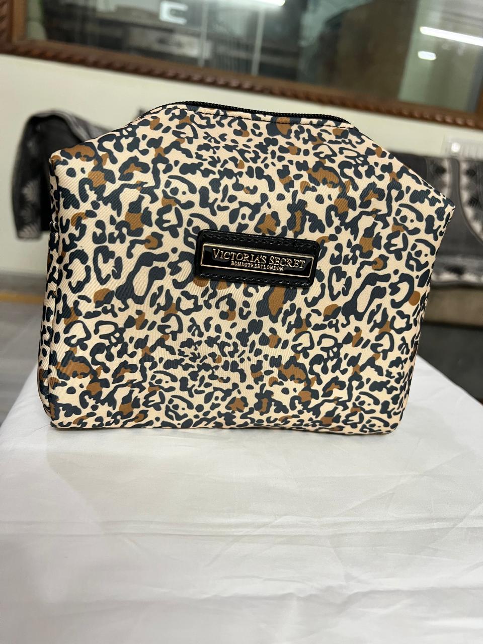 VS INSPIRED POUCH