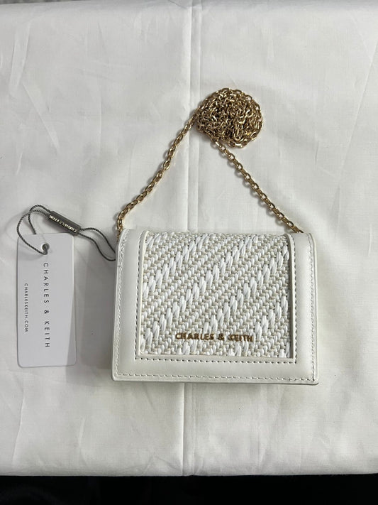 CHARLES AND KEITH INSPIRED WALLET SLING